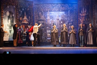 Різдвяна історія Скруджа від КУ "Одеський академічний український музично-драматичний театр ім. В.С.Василька"